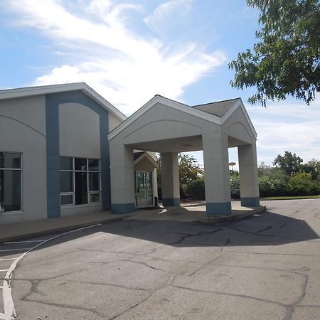 Knights Inn Elyria Luaran gambar