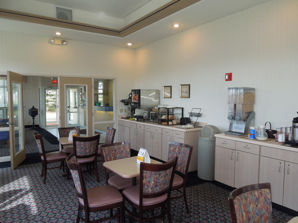 Knights Inn Elyria Luaran gambar