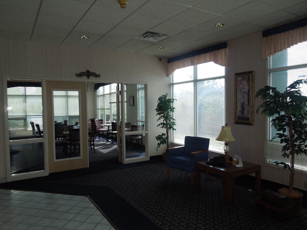 Knights Inn Elyria Luaran gambar