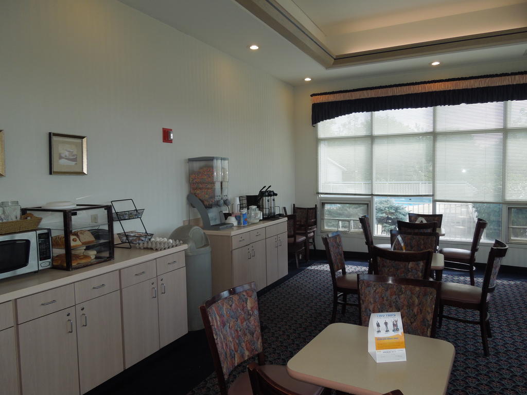 Knights Inn Elyria Luaran gambar
