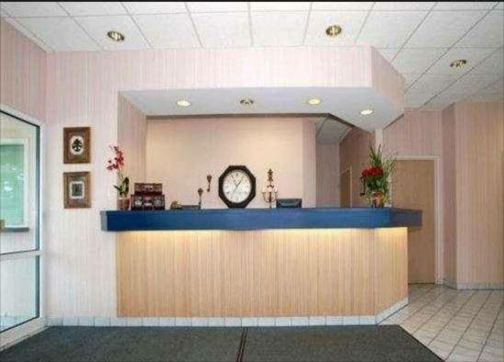 Knights Inn Elyria Luaran gambar